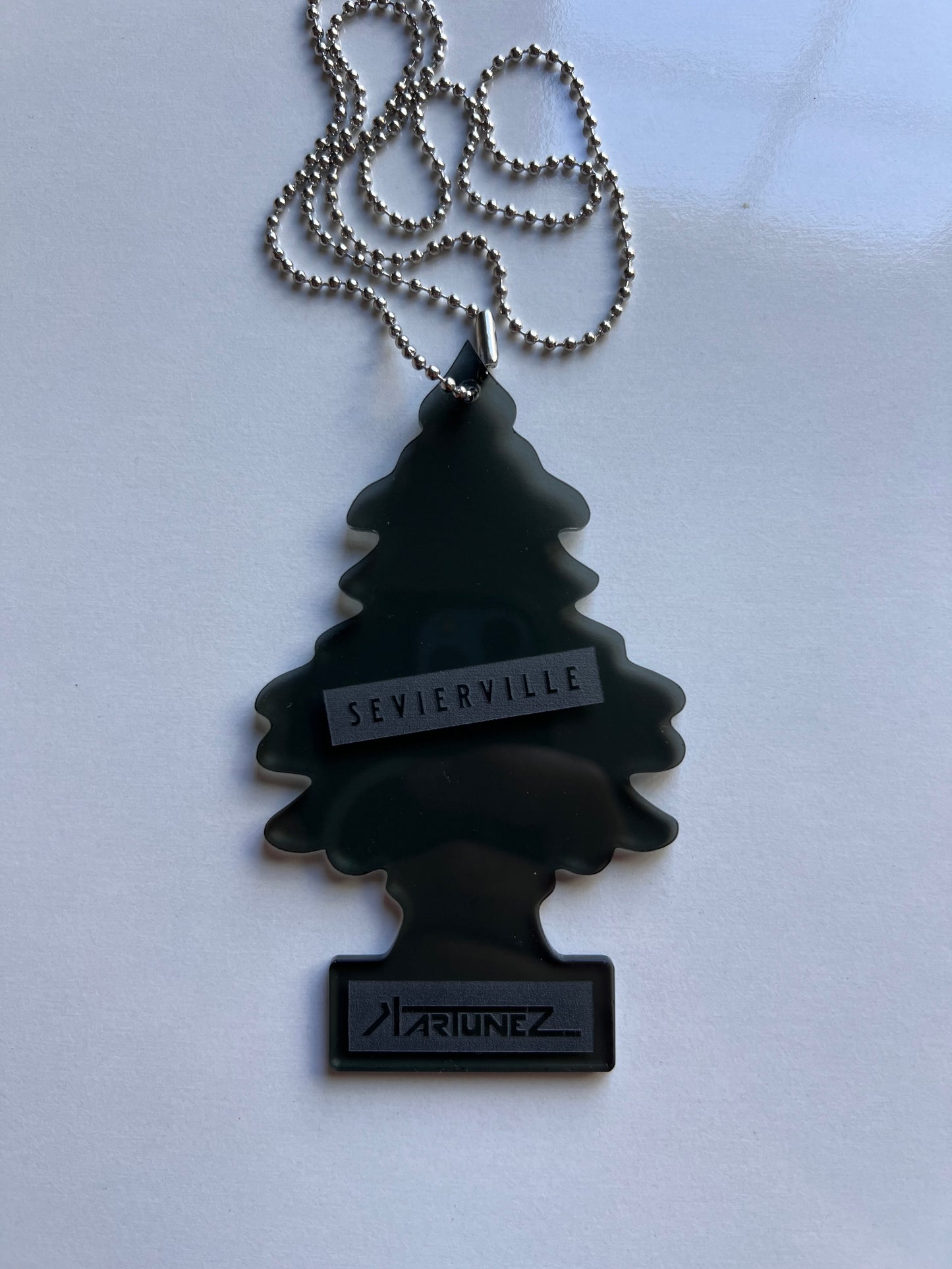 KARTUNEZ SEVIERVILLE TREES HANGERS